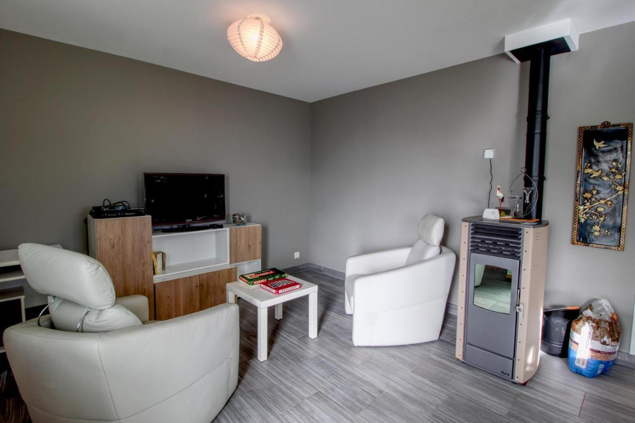 Appartement Maison Koant Ker - proche plage Trégana, cadre agréable et reposant, sympathique maison au calme avec petite vue mer à Locmaria-Plouzane Extérieur photo